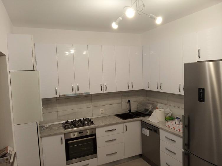PROPRIETAR! Vila 5 camere Prelungirea Ghencea - Cartierul Latin - Str. Toamnei 2