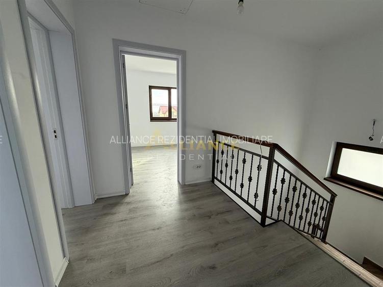 Vila individuala - 4 camere 2 bai - pod - incalzire pardoseala - 3