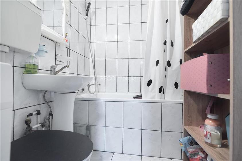 RECO, Apartament 2 camere, decomandat, Zona Rogerius - 15