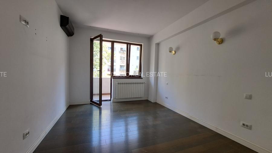 APARTAMENT 3 CAMERE - IDEAL BIROURI - 32