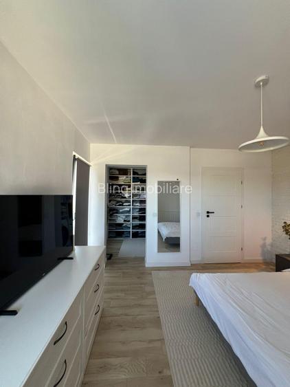  Casa moderna cu panouri fotovoltaice si curte amenajata, Dezmir - 19