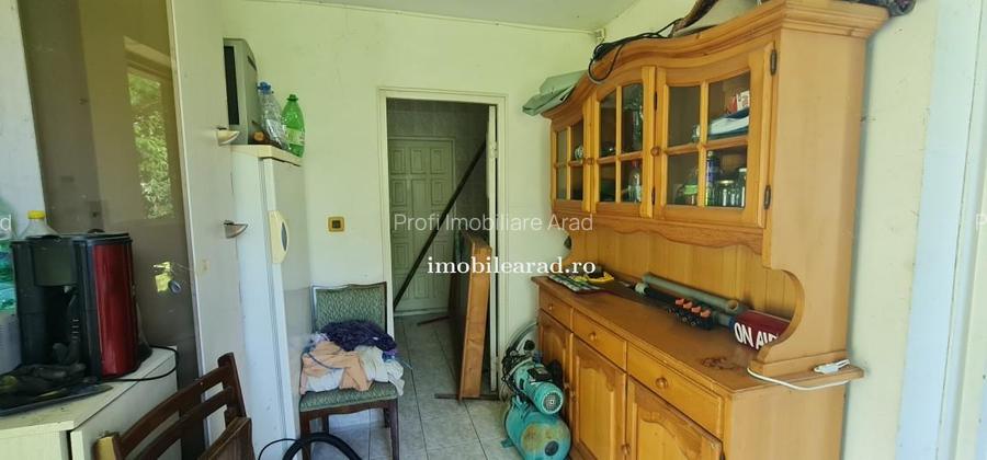 Teren intravilan 10.000mp cu utilitati, imprejmuit, Loc. Sanleani intre case, pr - 17