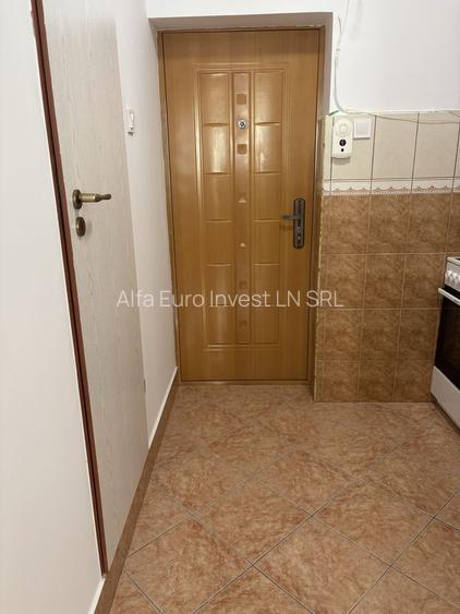 Garsoniera mobilata, etaj 3 in zona Astra - 6