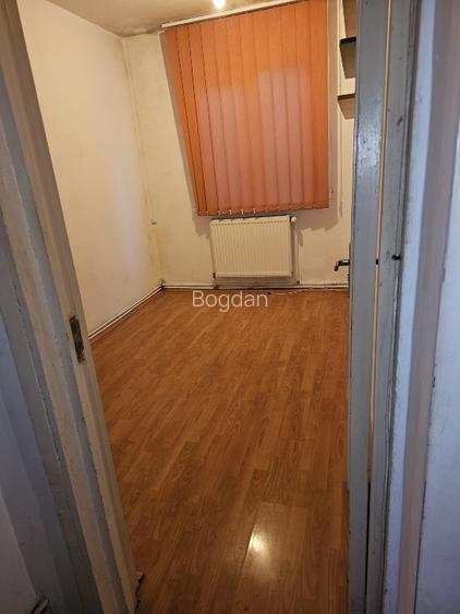 APARTAMENT 3 CAMERE RESITA - 7