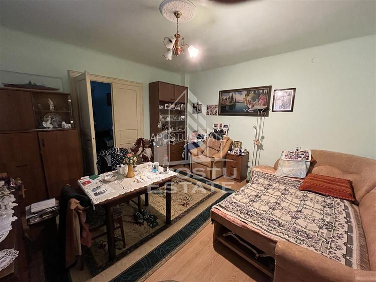 Casa in curte comuna cu acces separat langa Colegiul Banatean - 2