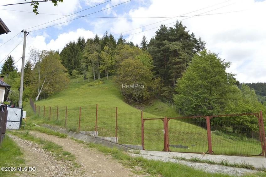 Leresti - Teren intravilan 1540 mp, Deschidere 30 ml - 5