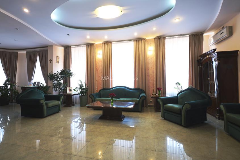 Parcul Carol - Metrou 8 minute, vilă impresionantă 700 mp și teren de 720 mp - 3