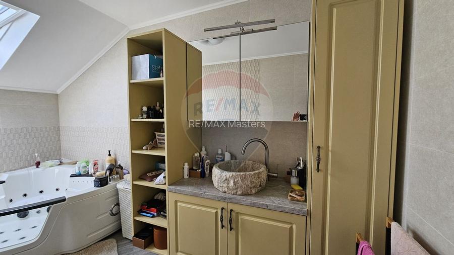 Casă / Vilă cu 7 camere si teren 1000 mp în zona Centrala-Suceava - 45