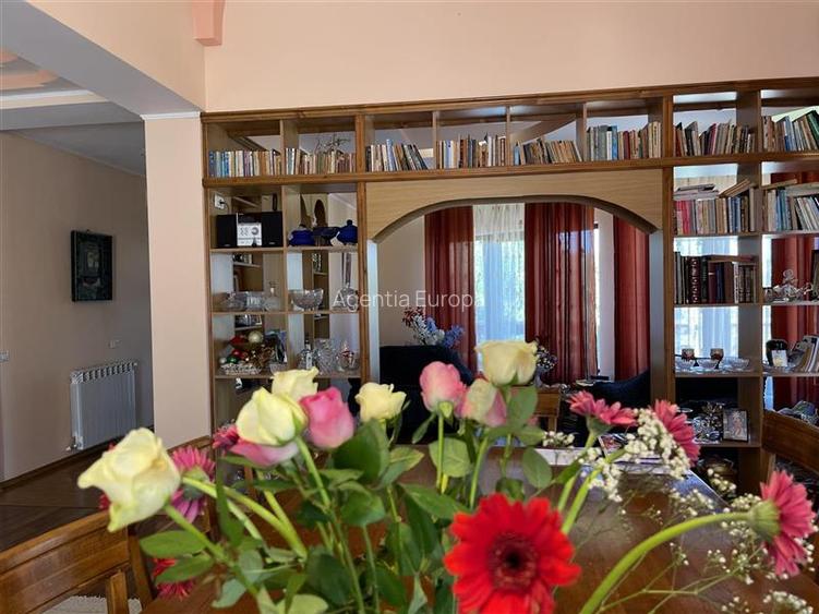 Casa P+M de vanzare in Nufaru - 8