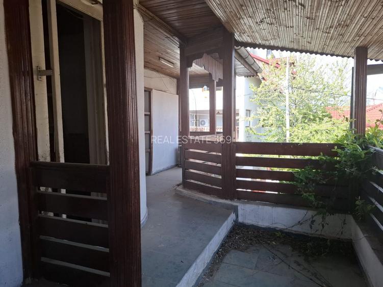 URGENT!, TEREN IN PROPRIETAE, RENOVATA IN 1996, NEGOCIABIL - 10