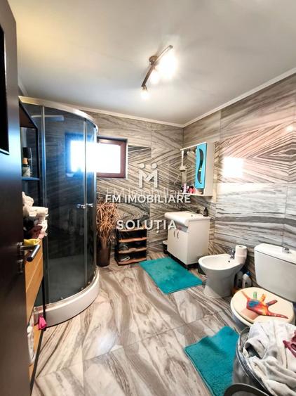 Casă tip insiruită | 2 etaje | curte amenajată | Baia Mare - 16