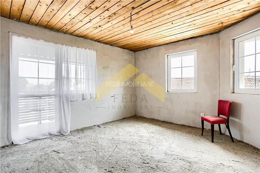 Casa noua de vanzare orasul Ineu - 46