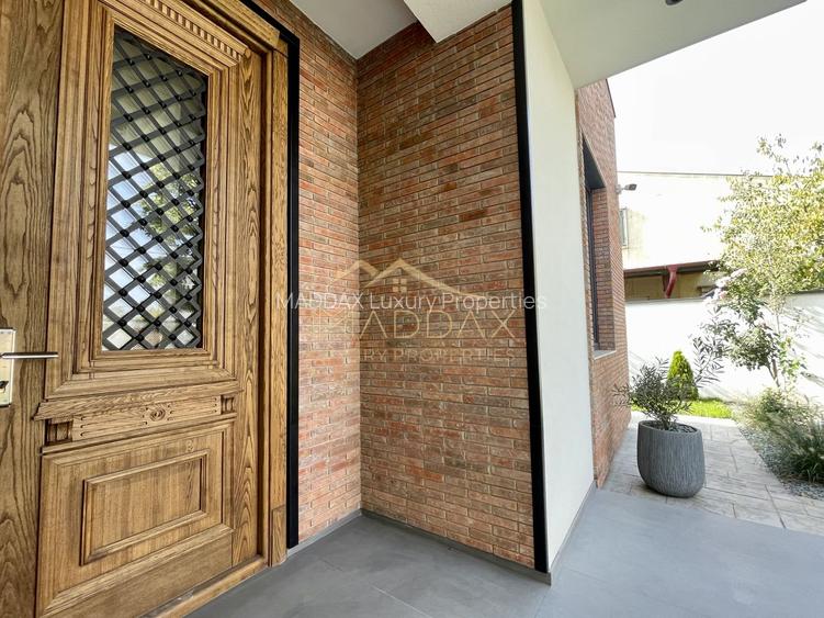 Vila cu 5 camere // * 565 mp gradina* // Tunari - 49