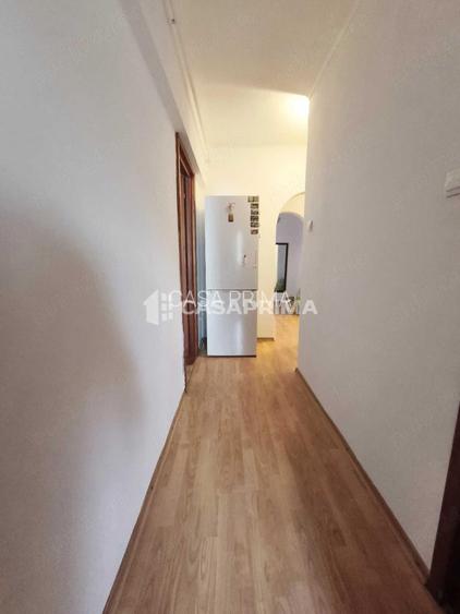Apartament 3 camere DECOMANDAT, Etaj 2, Frumoasa ! - 4