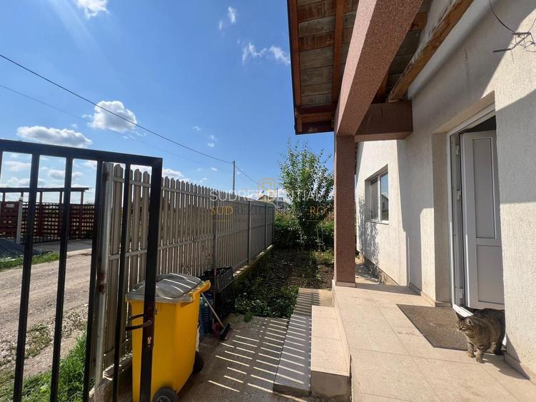 🏡 Casă individuală de vânzare –Berceni | 4 camere | Teren 300 m - 3
