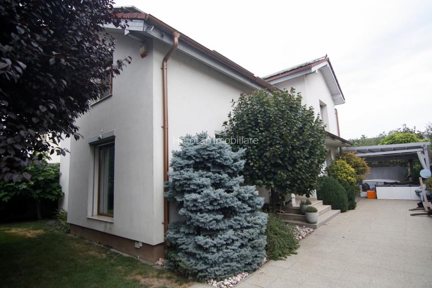 Casa cu piscina, eficienta energetic - 28