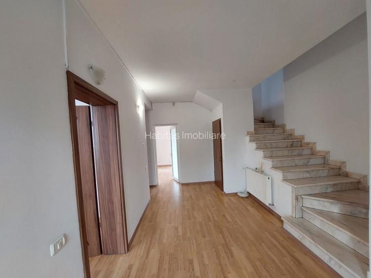 Casa spatioasa de inchiriat, finisata modern, parcari, Dunarii - 16