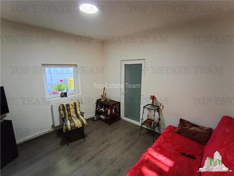 Casa cu 3 camere si 2 bai pe parter, cu SU 65mp in Sectorul 5, aproape de piata - 9