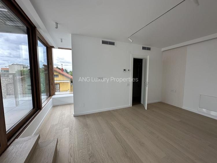 LUXURY VILLA  FOR SALE PIPERA - 11