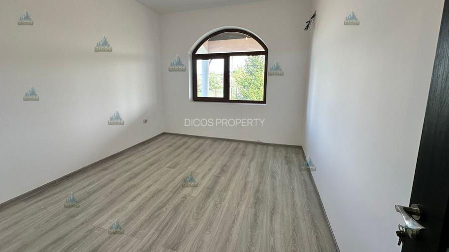 Vilă de vânzare 1500 mp teren - 11