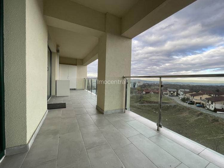 Apartament ultrafinisat cu 3 camere, 2 bai si parcare in Viva City - 13