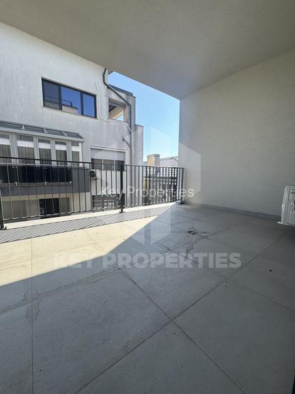 Zona Floreasca, apartament mobilat cu terasa de 20 mp si garaj - 9