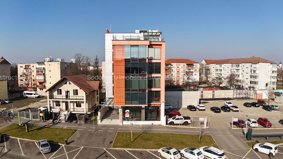 Spatiu comercial de închiriat  bulevardul Cetății - 7