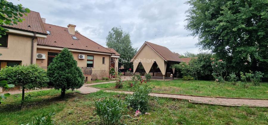 Casa cu 6 camere 5 bai si 960 mp teren de vanzare in zona centrala Sibiu - 2