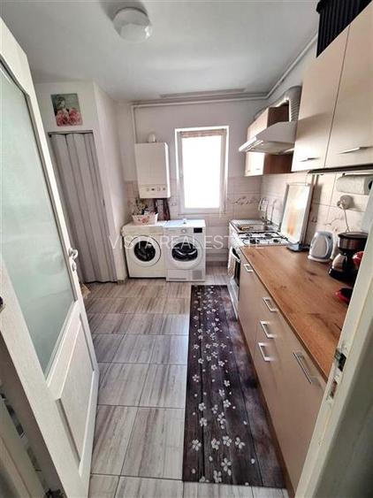 Apartament 2 camere, 50 mp utili, balcon inchis, loc parcare, zona excelenta - 11