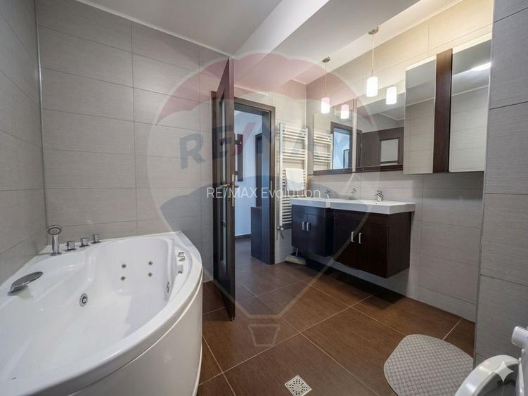 De închiriat: Apartament cu 3 camere in Ghimbav , COMISION 0% - 7