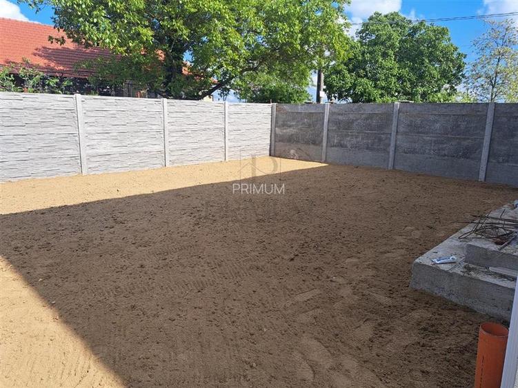 Duplex spatios - 5 camere - asfalt - 6