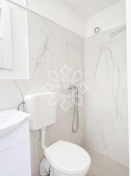 Spatiu comercial de vanzare ultracentral in zona Primariei Oradea - 9