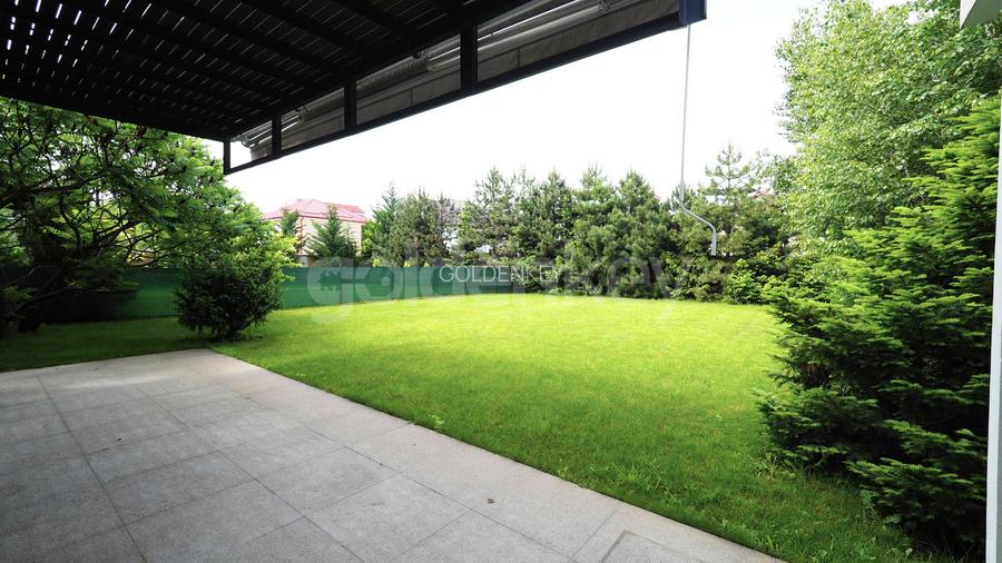 Vila minimalista pe o strada selecta si linistita - 28