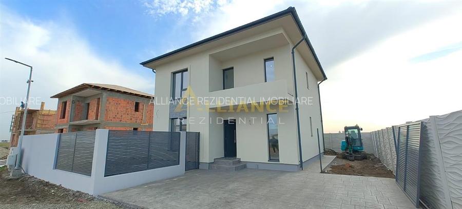 Casa individuala - 4 camere - 3 bai - 110 mp utili - 5