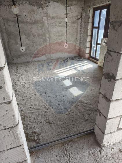 Casă / Vilă cu 5 camere de vânzare în zona Poiana Tapului - 25