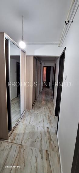 tomis lll - 3 camare decomandat - 6