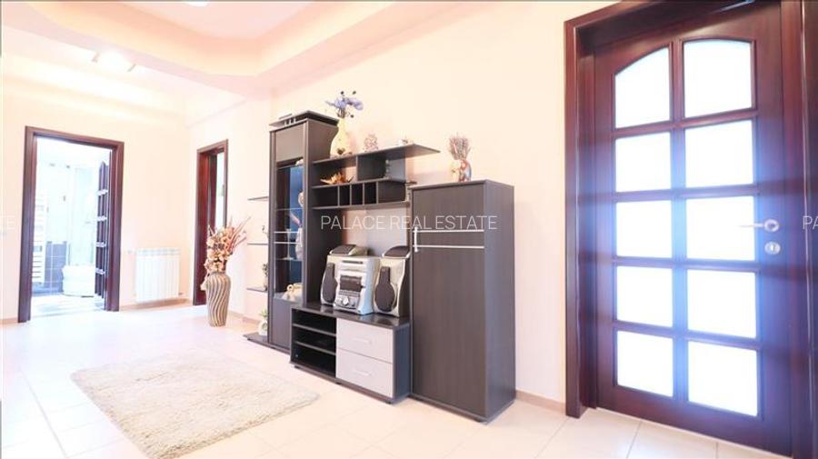 Vila exclusivista de vanzare in Iasi, design impunator,  localizare excelenta. - 15