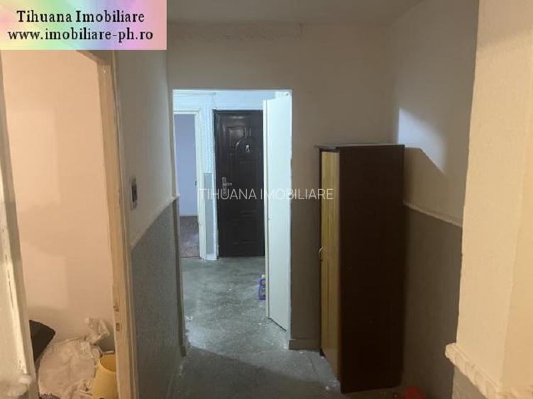 Apartament 3 camere de vanzare : 9 Mai-(Padina) - 5