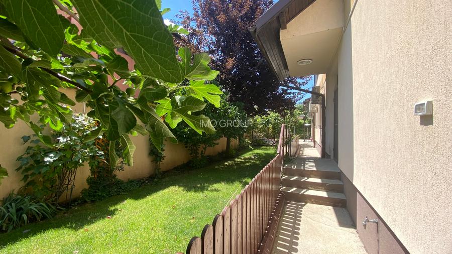 Se vinde URGENT Vila 6 camere Otopeni zona 23 August - 4