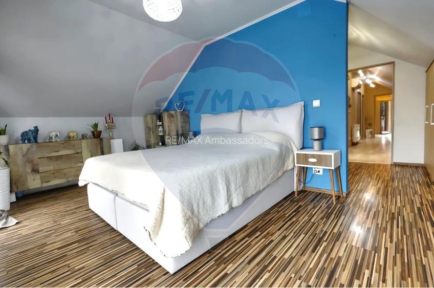 Apartament cu 3 camere de vânzare - 16