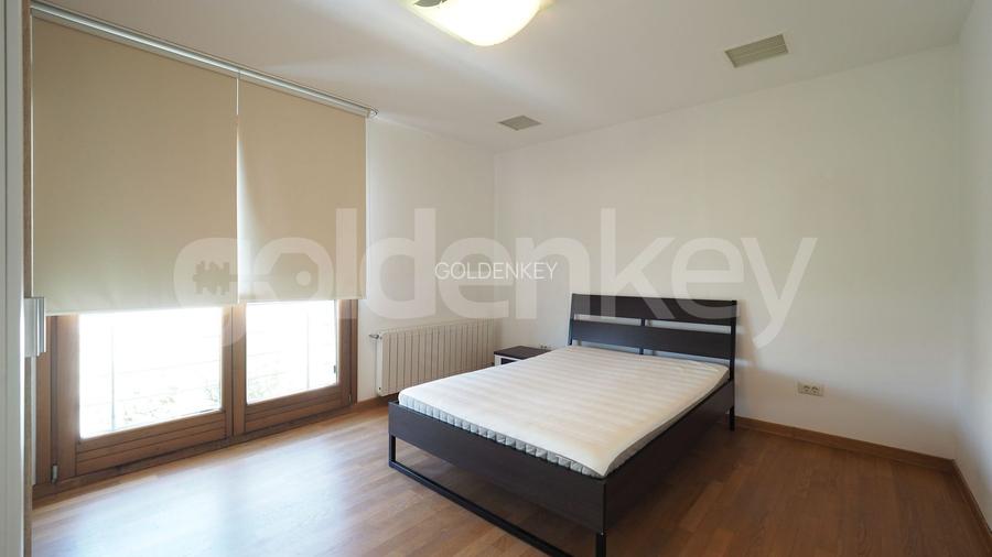 Vila moderna mobilata cu 5 camere | piscina - 16