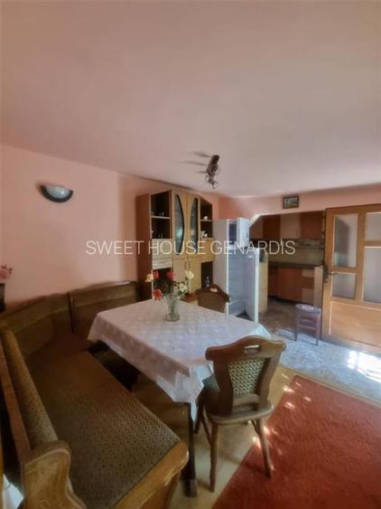 CASA DE VANZARE IN SERCAITA - 18