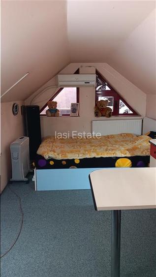 Ocazie! Barnova str Principala Vila P+1+M 225mp Teren 600mp amenajat - 19