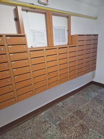 Vand garsoniera renovata