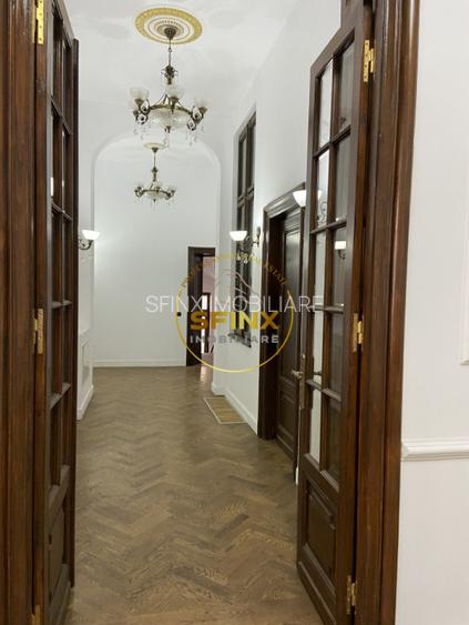 Vila cu arhitectura deosebita Ultracentral - Universitatii - 11