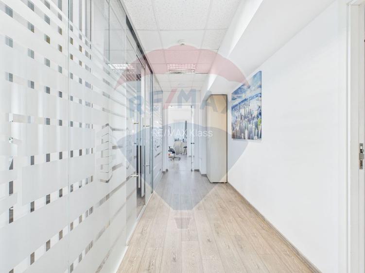 Spațiu de birouri disponibil spre închiriere în Băneasa 171–615 mp - 4