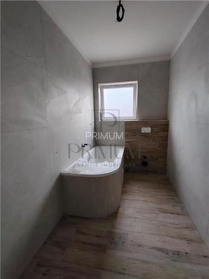 Duplex cu finisaje moderne - spatios - personalizare interioara - toate utilitat - 11