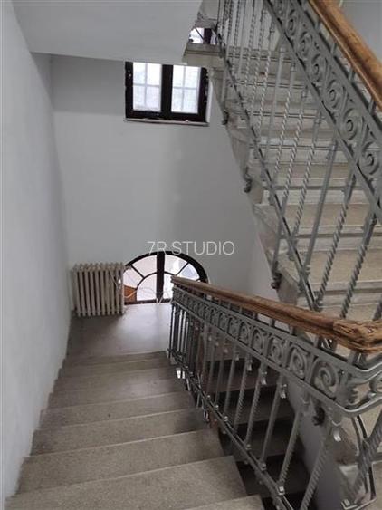 Vanzare apartament 2 camere Parcul Carol, in bloc mic, cu CT - 10