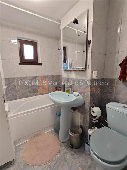 Apartament 3 camere cf 1 semidecomandat zona Crang - 6