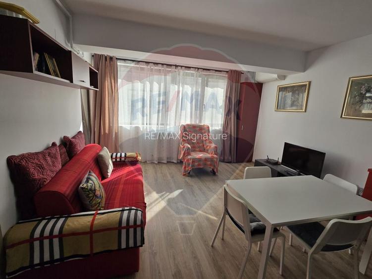 DE VANZARE Apartament cu 3 camere CLUB LAC SNAGOV - 5